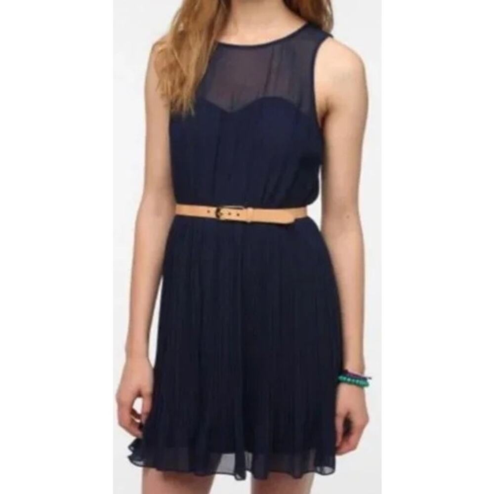 Pins & Needles Navy Blue Pleated Chiffon Sleeveless Mini Dress Size Large